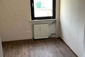 Helle Dachgeschosswohnung in ruhiger Wohnlage in Eller