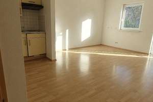 Tolle  kleine Wohnung mit Balkon im "Betreuten Wohnen"