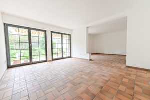Haus im Finca-Style mit Garten + Terrasse + Balkon + Kamin + Doppelgarage – Bochum – Vorschaubild 10