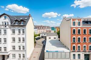 +++ Bezugsfrei! Charmantes 1-Zimmer-Apartment mit Badewanne, Aufzug und TG-Stellplatz +++ – Die vollständige Adresse der Immobilie erhältst du vom Anbieter., 9130 Sonnenberg, Chemnitz – Vorschaubild 2