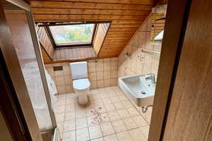 Dreifamilienhaus mit Garagen in Zierenberg – Die vollständige Adresse der Immobilie erhältst du vom Anbieter., 34289 Zierenberg – Vorschaubild 15