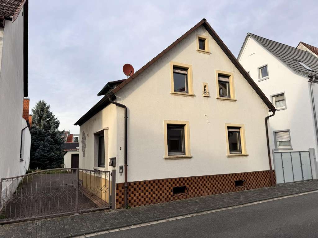 Immobilie in Kleinostheim - Charmantes Einfamilienhaus in Kleinostheim - Bild 0