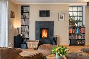 Ein Zuhause mit Charme: Stil, Energieeffizienz und bevorzugte Wohnlage perfekt vereint! – Kaufbeuren – Vorschaubild 1