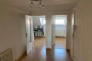 Ihr neues Zuhause! Charmante gemütliche 3-Zimmer-DG-Wohnung zu vermieten