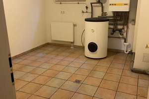 Charmantes Reihenhaus mit Garten in 08280 Aue + Garagen – Die vollständige Adresse der Immobilie erhältst du vom Anbieter., 8280 Aue – Vorschaubild 22