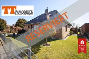 TT bietet an: Familienfreundliches Wohnen in idyllischer Dorfkulisse  Ein Haus zum Wohlfühlen – Friesland (Kreis) – Vorschaubild 1