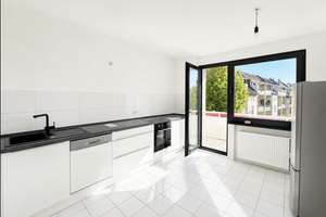 112 m² in Flingern: Erstbezug, 5,5 Zimmer, Aufzug, 2 Balkone & EBK