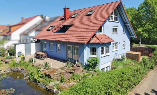 Großzügiges Einfamilienhaus mit vermieteter Maisonette-Einliegerwohnung in Karlsruhe-Grötzingen