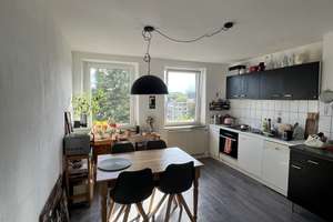 Ab 01.07: Helle 2-Zimmer Wohnung 70 m² am Ponttor