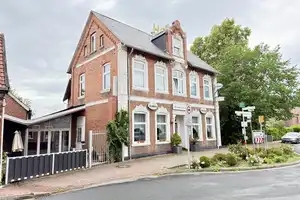 * Ehemaliges Hotel plus Wohnhaus * TOP Lage * Großes Grundstück * 18 Zimmer mit Bad * 4 Wohnungen * – Leer (Kreis) – Vorschaubild 40