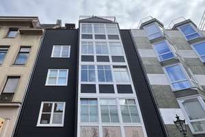 Schönes Wohnen im Herzen von Düsseldorf: Hochwertige Ausstattung in zentralster Lage – 40213 Altstadt, Düsseldorf – Vorschaubild 3