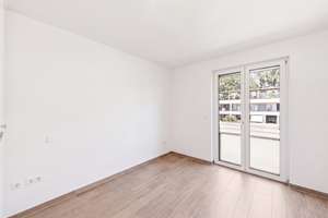 zeitlose Eleganz nahe der Isar - stilvolle 3 Zimmer Wohnung mit zwei Bädern – Die vollständige Adresse der Immobilie erhältst du vom Anbieter., 81925 Oberföhring, München – Vorschaubild 8