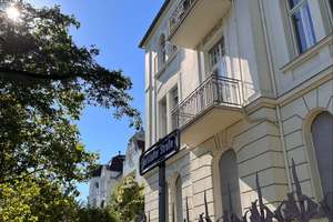 große helle 3-Zimmer Wohnung mit schönem Garten im Herzen Wiesbadens