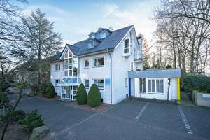 Wohn-u. Geschäftshaus ca. 460 m² Fläche | Eigentümerwohnung |3 Praxen| 6 Carports| 3 Stellplätze – Die vollständige Adresse der Immobilie erhältst du vom Anbieter., 33332 Innenstadt-Kattenstroth, Gütersloh – Vorschaubild 27