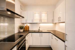 Light, Tranquility&Privacy in Berlin-Mitte – Elegant 2-Room Apartment with Southeast-Facing Balcony – Die vollständige Adresse der Immobilie erhältst du vom Anbieter., 10179 Mitte (Ortsteil), Berlin – Vorschaubild 3