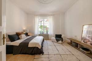 Großzügigkeit im Herzen Schwabings: Stilvoller Altbau mit 6 Zimmern und ruhigem Innenhof-Balkon – Die vollständige Adresse der Immobilie erhältst du vom Anbieter., 80796 Neuschwabing, München – Vorschaubild 8
