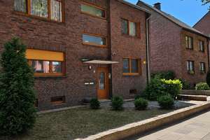 Hochwertig modernisierte EG-Whg mit ca. 146 m² Wohn-/Nutzfläche und ca. 150 m² Garten in Oberhausen – 46149 Buschhausen, Oberhausen – Vorschaubild 2
