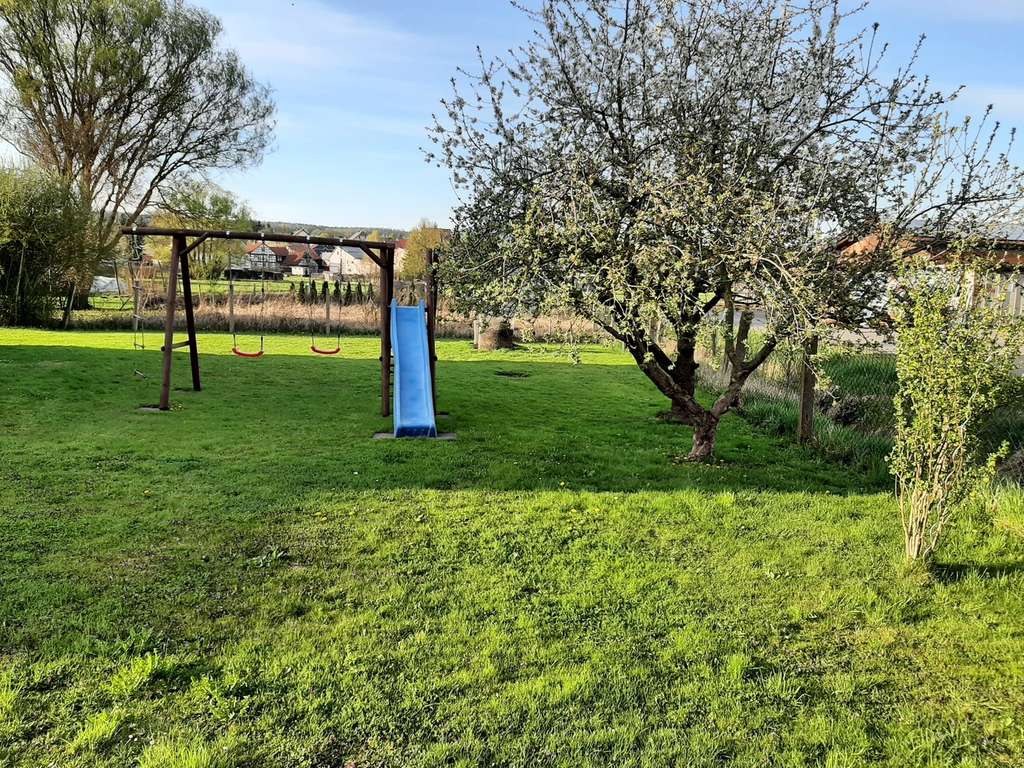 Immobilie in Heldburg - Haus mit großem Garten, ländlich, ruhige Ortsrandlage - Bild 3
