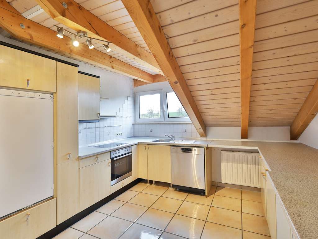 Immobilie in Deckenpfronn - Lichtdurchflutete Wohnung in naturnaher Lage mit besonderem Wohlfühlfaktor - Bild 4