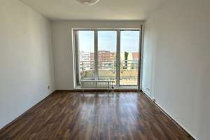 Schöne 3-Zimmer Wohnung in Moabit *Eigenbedraf möglich* – Erasmusstraße 6, 10553 Moabit, Berlin – Vorschaubild 1