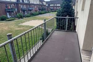 Frei ab 01.07. ! Teil- Renovierte.2,5-Raum- WE im 1.OG mit Balkon ! ** PROVISIONSFREI ! ** – Am Himgesberg 3, 47259 Hüttenheim, Duisburg – Vorschaubild 8