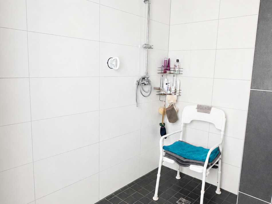 Bad mit Dusche