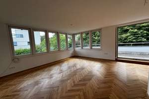 Wohnen im Penthouse über den Dächern von Kassel-Wilhelmshöhe, den Bergpark in direkter Nähe – Die vollständige Adresse der Immobilie erhältst du vom Anbieter., 34131 Bad Wilhelmshöhe, Kassel – Vorschaubild 2