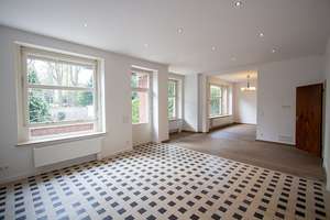 Exklusive Maisonette-Wohnung mit Garten und Garage in Mönchengladbach (Brucknerallee) – Die vollständige Adresse der Immobilie erhältst du vom Anbieter., 41236 Rheydt, Mönchengladbach – Vorschaubild 8