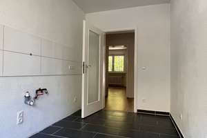 Wunderschöne 3-Zimmer-Wohnung in Bonn mit Terrasse  – Zeppelinstraße 14, 53177 Pennenfeld, Bonn – Vorschaubild 4