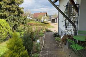 Gepflegtes Zweifamilienhaus mit 876 m2 Grund, Garage & Carport in gesuchter Wohnlage von Heuchlingen – Schulhalde 36, 73572 Heuchlingen – Vorschaubild 8
