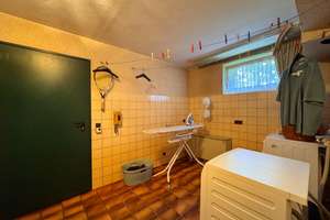 Geräumiges, sanierungsbedürftiges Reihenendhaus in ruhiger Lage in Essen-Kupferdreh – Die vollständige Adresse der Immobilie erhältst du vom Anbieter., 45257 Kupferdreh, Essen – Vorschaubild 25