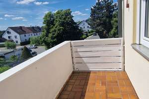 TOP-Lage i.d. Nähe Hohe Warte
Modernisiertes Reihenendhaus
6,5 Zimmer + 2 Bäder + 2 Terrassen uvm. – Die vollständige Adresse der Immobilie erhältst du vom Anbieter., 95445 Grüner Baum/Festspielhügel, Bayreuth – Vorschaubild 17