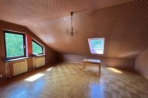 Das Haus für die große Familie mit Einliegerwohnung, Garten, Terrasse und Doppelgarage – Die vollständige Adresse der Immobilie erhältst du vom Anbieter., 66130 Brebach-Fechingen, Saarbrücken – Vorschaubild 10
