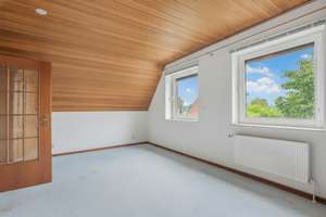 Freistehendes Einfamilienhaus -ideal für Familien – Die vollständige Adresse der Immobilie erhältst du vom Anbieter., 24113 Hassee, Kiel – Vorschaubild 11