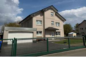 Traumhaftes 1-2 FH mit Doppelgarage in Steinheim – Ihr neues Zuhause wartet auf Sie! – Die vollständige Adresse der Immobilie erhältst du vom Anbieter., 32839 Steinheim – Vorschaubild 1