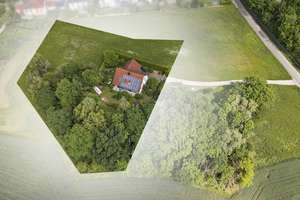 Umgeben von einem Biotop: Einfamilienhaus mit Einliegerwohnung in ruhiger und zentrale Lage – Die vollständige Adresse der Immobilie erhältst du vom Anbieter., 85051 Südwest, Ingolstadt – Vorschaubild 2