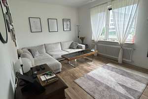 Helle 4-Zimmer-Wohnung mit Balkon und Garten im 1. OG in Düsseldorf-Heerdt