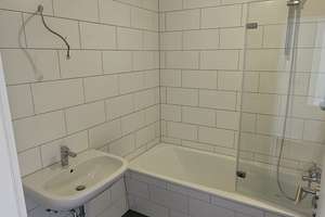 Renovierte 3 Zimmer Dachgeschosswohnung, Balkon, und TG Stellplatz in Sontheim – Güldensteinstr. 127, 74081 Sontheim, Heilbronn – Vorschaubild 10