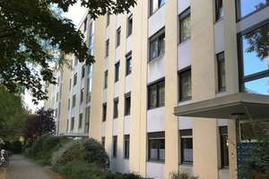 Hochwertig renovierte 3 Zi. Wohnung mit Küche, Luxusbad + sep. WC, nahe der U-Bahn, ruhig, Südaus.! – Treitschkestr. 9, 80992 Alt-Moosach, München – Vorschaubild 20