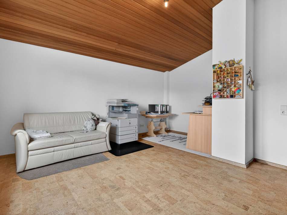 Wohn-/Arbeitszimmer 1