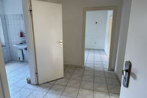 Helle 2-Zimmer-Wohnung in Düsseldorf Oberbilk – Kirchstraße 39, 40227 Oberbilk, Düsseldorf – Vorschaubild 3