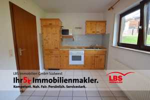 Familientraum mit Einliegerwohnung und großem Garten – Breisgau-Hochschwarzwald (Kreis) – Vorschaubild 13