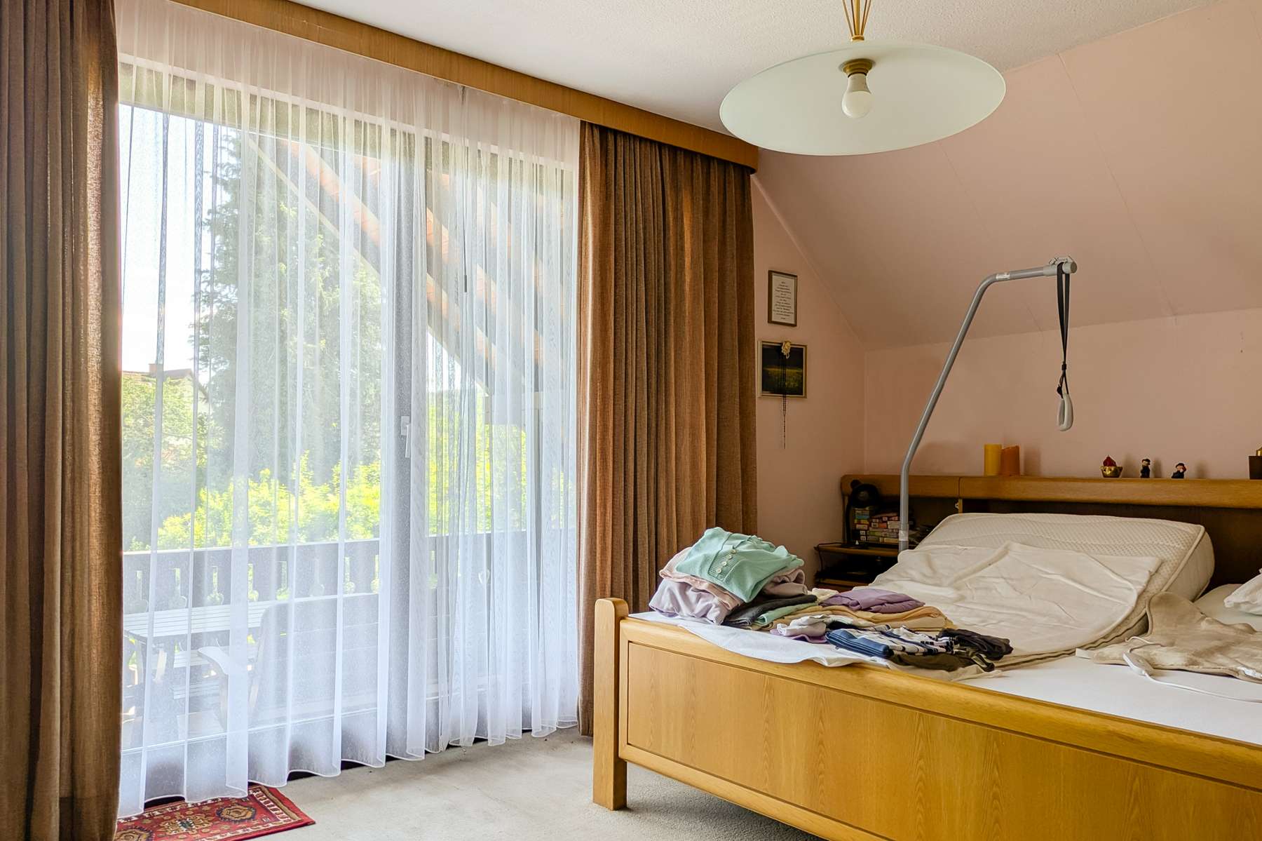 Immobilie in Erbach - 1 Haus 2 Wohnungen? Eigentlich beides! Viel Platz & viele Möglichkeiten in zentraler Lage von Erbach - Bild 1