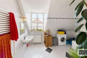 Charmante 2-Zimmer-Dachgeschosswohnung mit Loggia – Die vollständige Adresse der Immobilie erhältst du vom Anbieter., 4249 Großzschocher, Leipzig – Vorschaubild 5