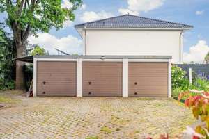 Energieeffiziente Maisonette-Wohnung mit Terrasse, Garage und viel Platz in Berlin-Biesdorf – Die vollständige Adresse der Immobilie erhältst du vom Anbieter., 12683 Biesdorf, Berlin – Vorschaubild 20
