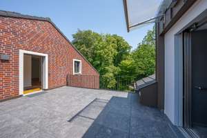 Wohnjuwel an der Waldau: Wohntraum mit zwei Panoramabalkonen und purem Luxuskomfort auf 140m² – Die vollständige Adresse der Immobilie erhältst du vom Anbieter., 53127 Ippendorf, Bonn – Vorschaubild 2