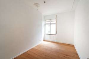 Erstbezug nach Komplettsanierung – Familienfreundliche 4-Zi-Wohnung mit Loggia mitten in Esslingen – Schillerstraße 11, 73728 Innenstadt, Esslingen am Neckar – Vorschaubild 5