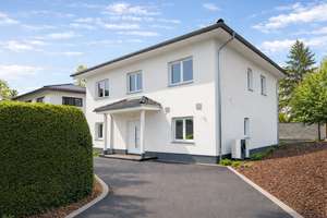 Neubau-Erstbezug: Modernes, energieeffizientes Wohnen zum Ankommen – Die vollständige Adresse der Immobilie erhältst du vom Anbieter., 12623 Kaulsdorf, Berlin – Vorschaubild 1