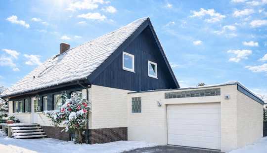 Bild von Großzügiges Ein- bis Zweifamilienhaus mit idyllischem Garten und modernem Komfort in Ehra-Lessien