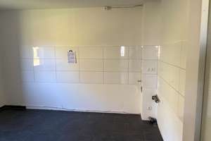 Sanierte 2-Zimmer-Wohnung in Velbert mit großer Küche – Am Kostenberg 52, 42549 Velbert-Mitte, Velbert – Vorschaubild 4